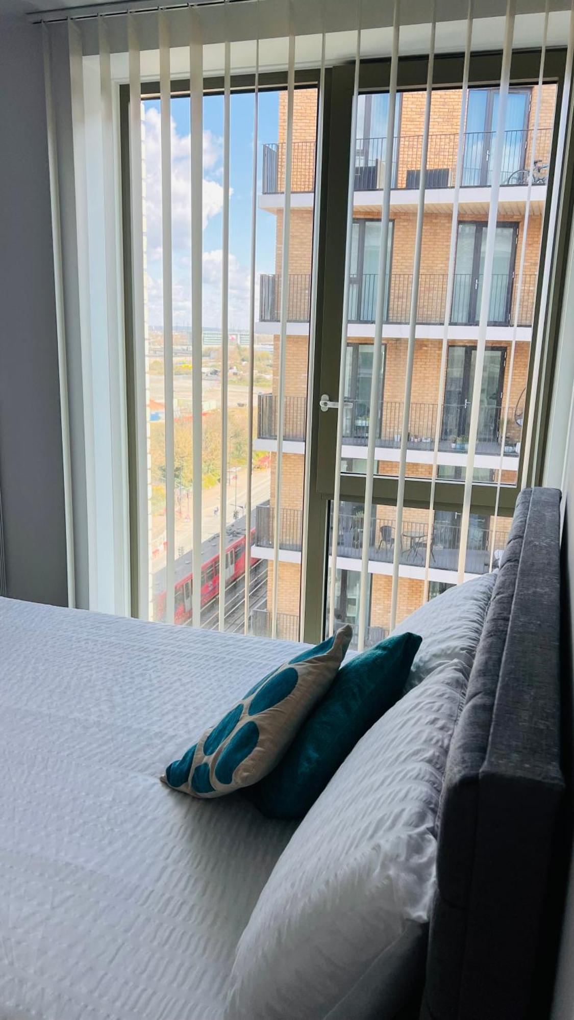 Lush Living - Double Room With Private Bathroom London Exterior photo