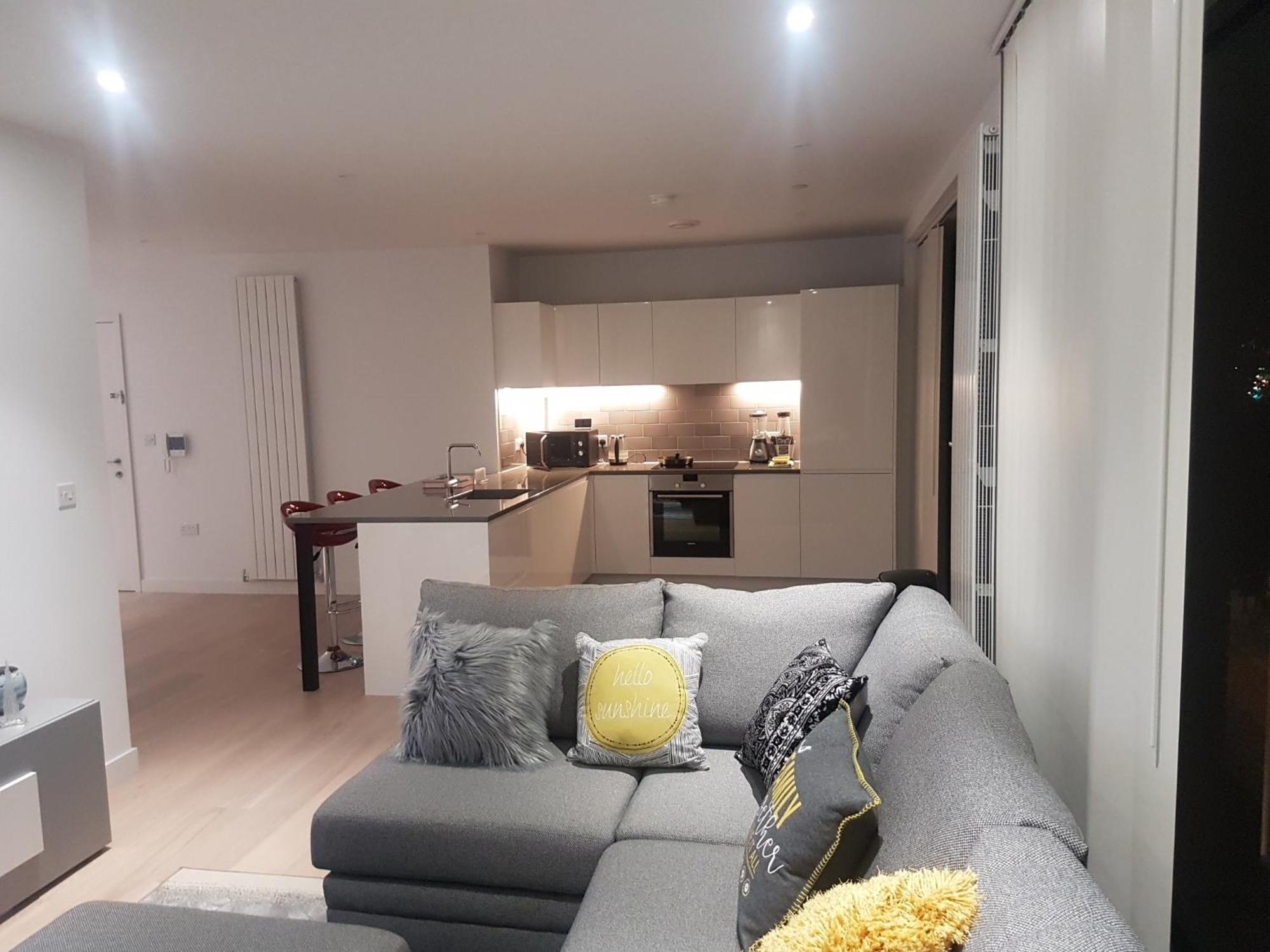Lush Living - Double Room With Private Bathroom London Exterior photo